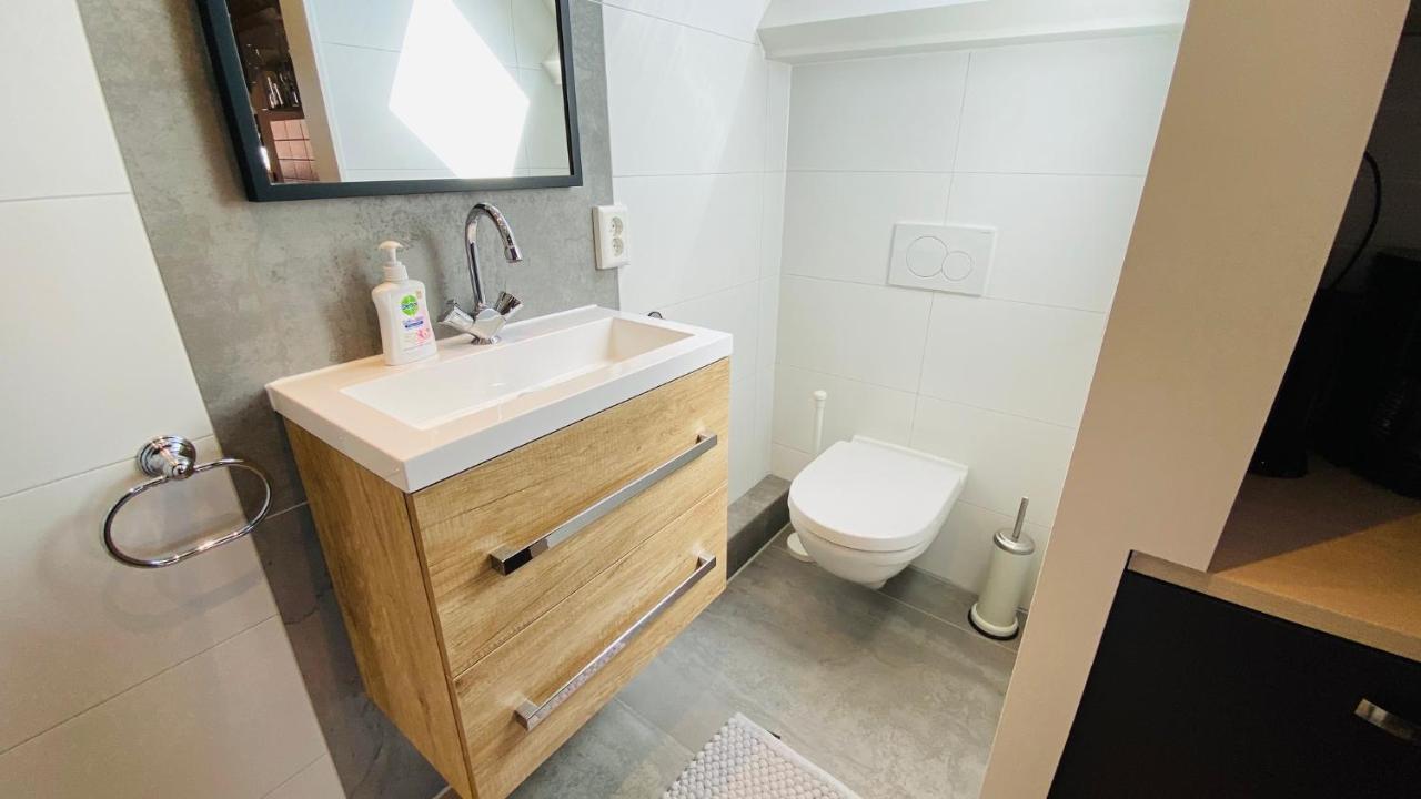 אחטקרקה Studio Burg.Bosselaarstraat מראה חיצוני תמונה